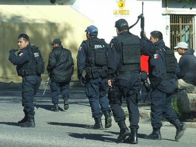 Policia Federal (Fotografias) - Página 7 Cananea+01+La+Jornada