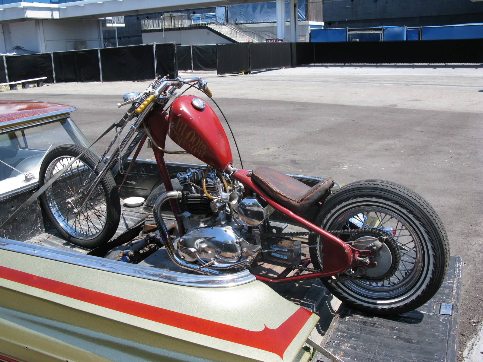http://3.bp.blogspot.com/_nOqiUok1Mak/TTbNDyl9v5I/AAAAAAAADEU/wT3RcKphTk8/s1600/bloody-triumph.jpg