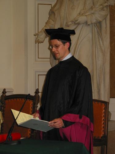 [Graz+discurso.jpg]