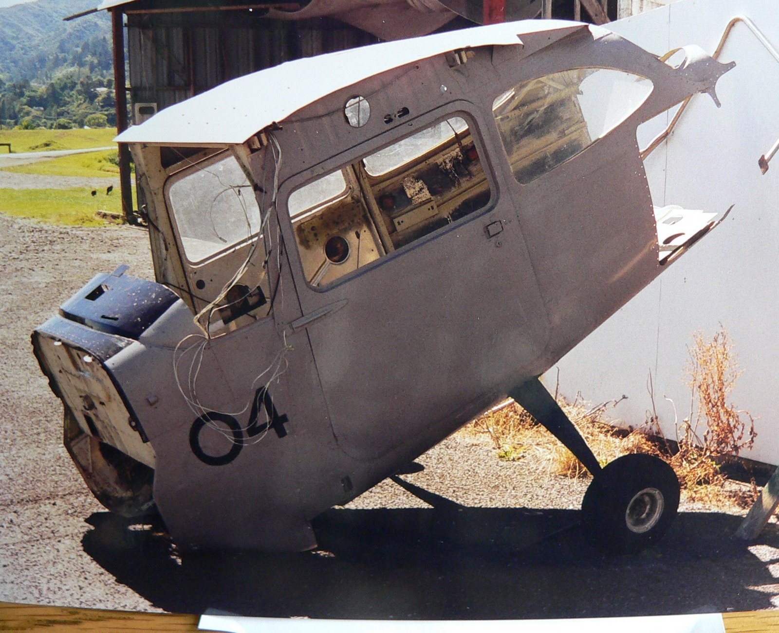 [Cessna04.JPG]
