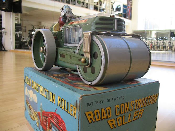 Road construction roller