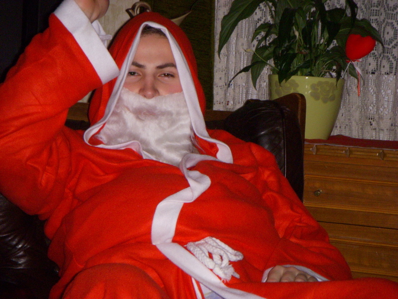 [Santa.JPG]
