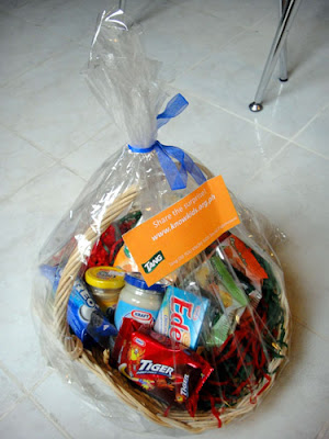 Special gift basket from Tang
