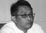 [ne+win+maung+2009.JPG]