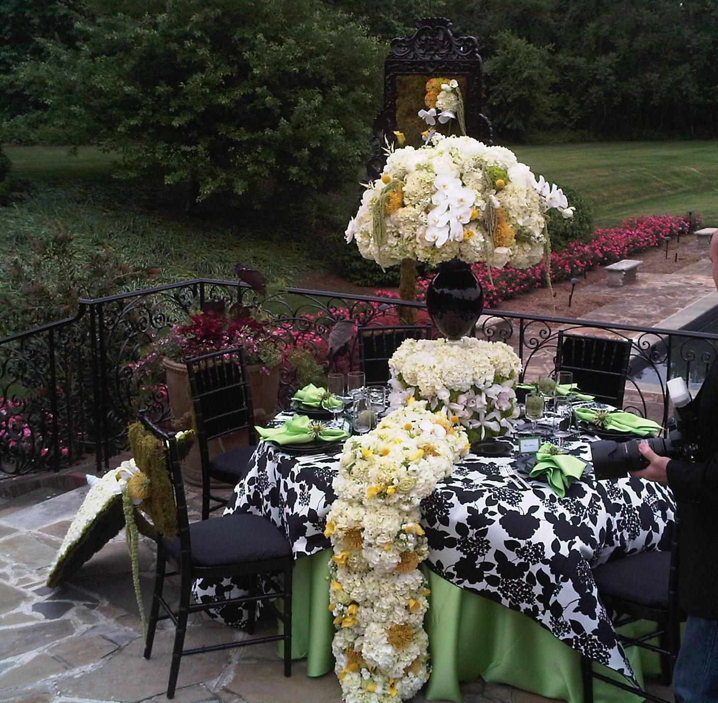 weddings florist washington dc www.davinciflorist.us Engaged