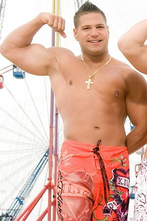 TNA is negotiating with Jersey Shore’s Ronnie Ortiz-Magro to appear on