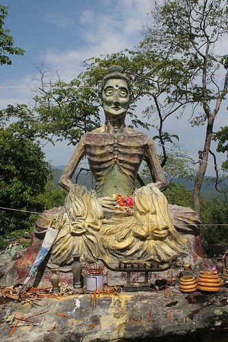 [Skeletal+Buddha]
