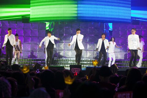 [d0056910_4b65642b034cc.jpg]
