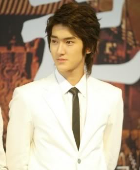 [siwon001.jpg]