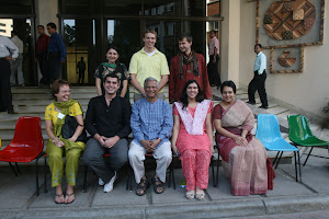 Grameen Interns Autumn 2007 & Dr. Muhammad Yunus