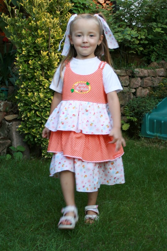 [Leila+001+533x800.jpg]