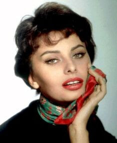 Sophia Loren - Atriz italiana conhecida mundialmente - Ganhadora do Oscar de melhor atriz -