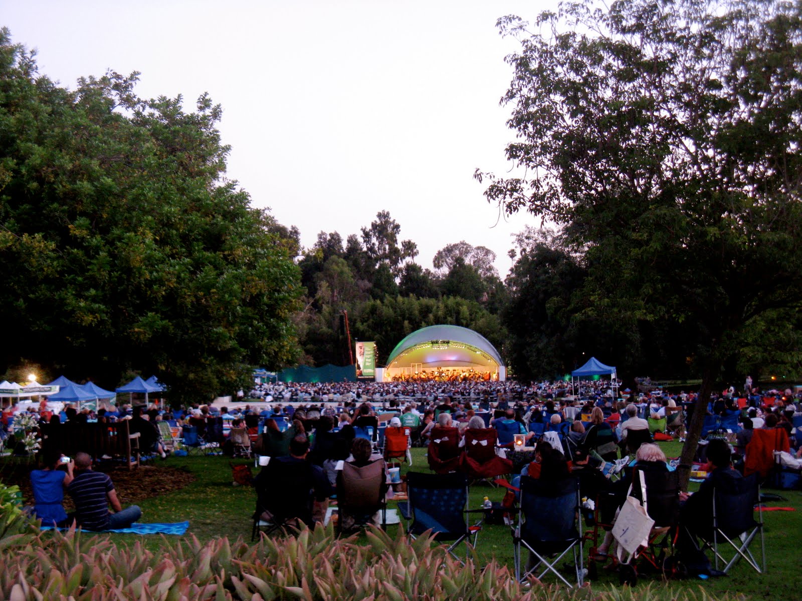 the sky is big in pasadena outdoor music at the arboretum