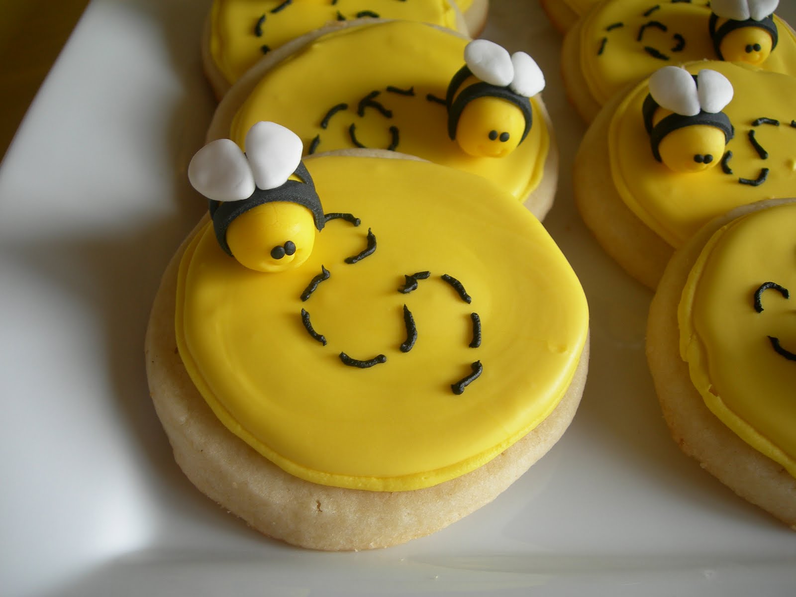 Bumblebee Cookies Recipe — Dishmaps