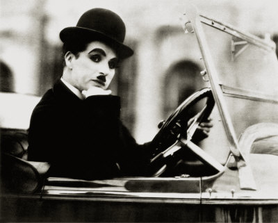 [Charlie_Chaplin.jpg]
