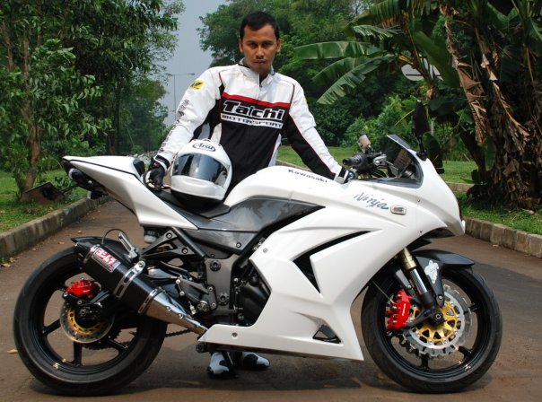 Image Gambar Kawasaki Ninja R Modif