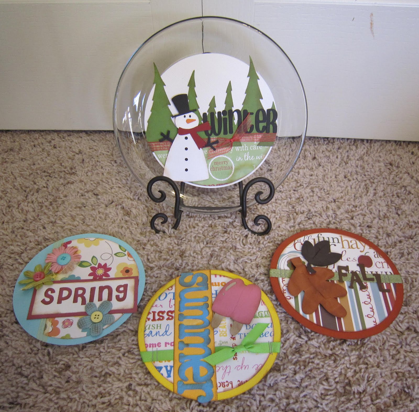 Paper Creations by Tami Seasonal Plate for any Holiday