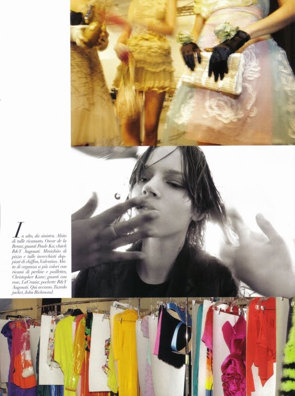 [VOGUE+Italia+January+2010+-+Steven+Meisel+52.jpg]