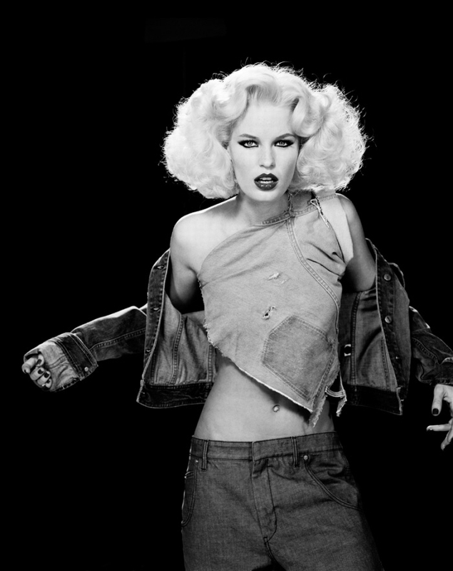 [Caroline+Winberg+by+Ewa-Marie+Rundquist+05.jpg]