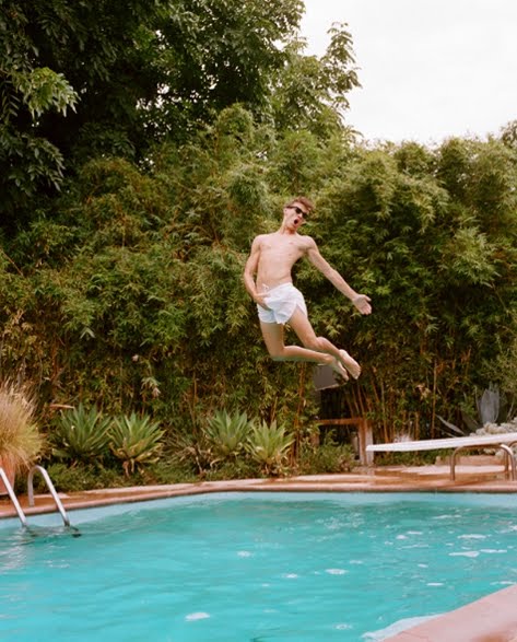 [VMAN+-+Brett+Robinson+by+Doug+Inglish+04.jpg]