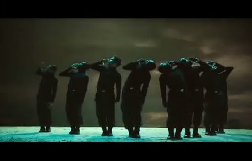 [Sade+-+Soldier+of+Love+07.jpg]