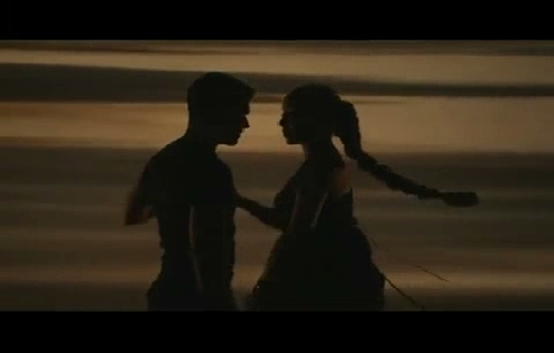 [Sade+-+Soldier+of+Love+11.jpg]