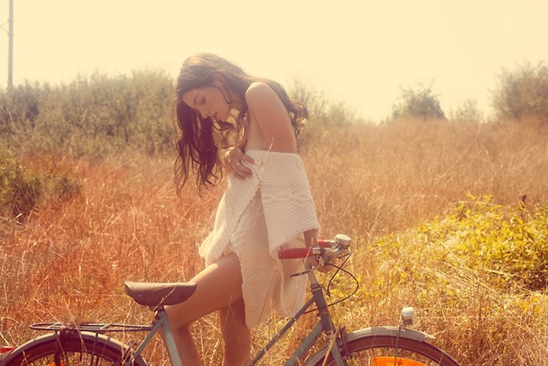 [Lesly+Masson+by+Sylvie+Malfray+04.jpg]