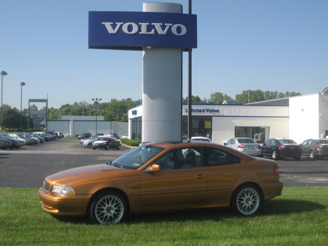 Saffron Volvo