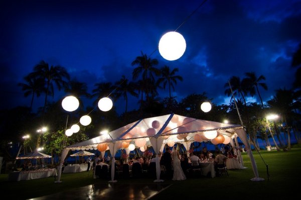 Lanikuhonua+wedding
