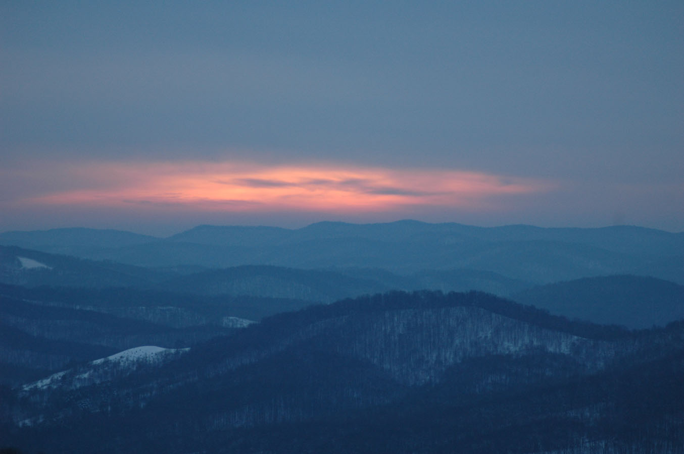 [snow+mountains+120509.jpg]