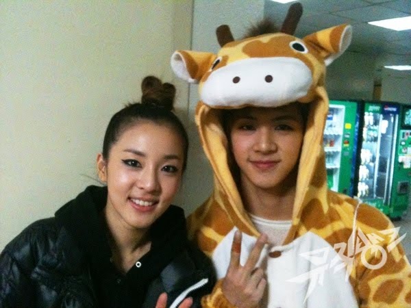[giraffe.jpg]