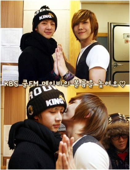 [lee joon kiss thunder.jpg]