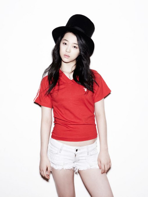 [sulli.jpg]