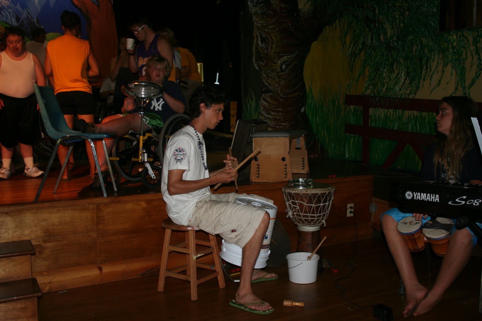 [boys+drumming.JPG]
