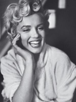 Marilyn Monroe. Posted by Laura Valerie at 8:57 PM. Labels: beauty, quotes