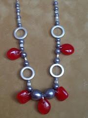 Red and gray circle necklace