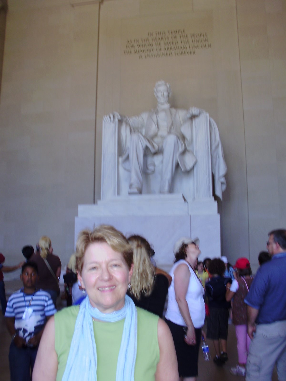 [Alice+at+Lincoln+Memorial.JPG]