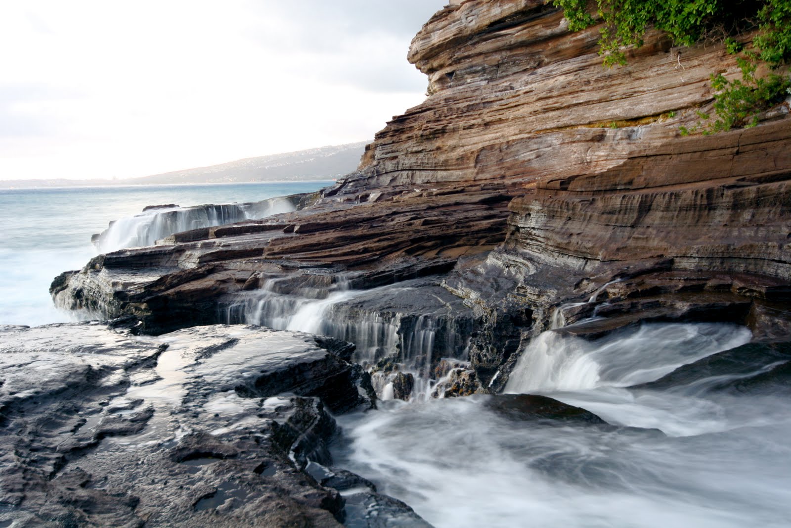 Shana Squier Fine Art China Walls, Oahu