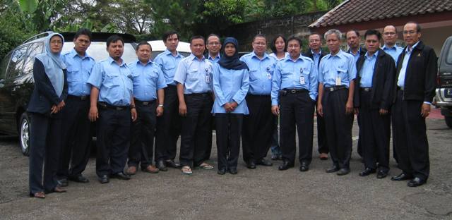 [pengurus+SPW+2008.jpg]