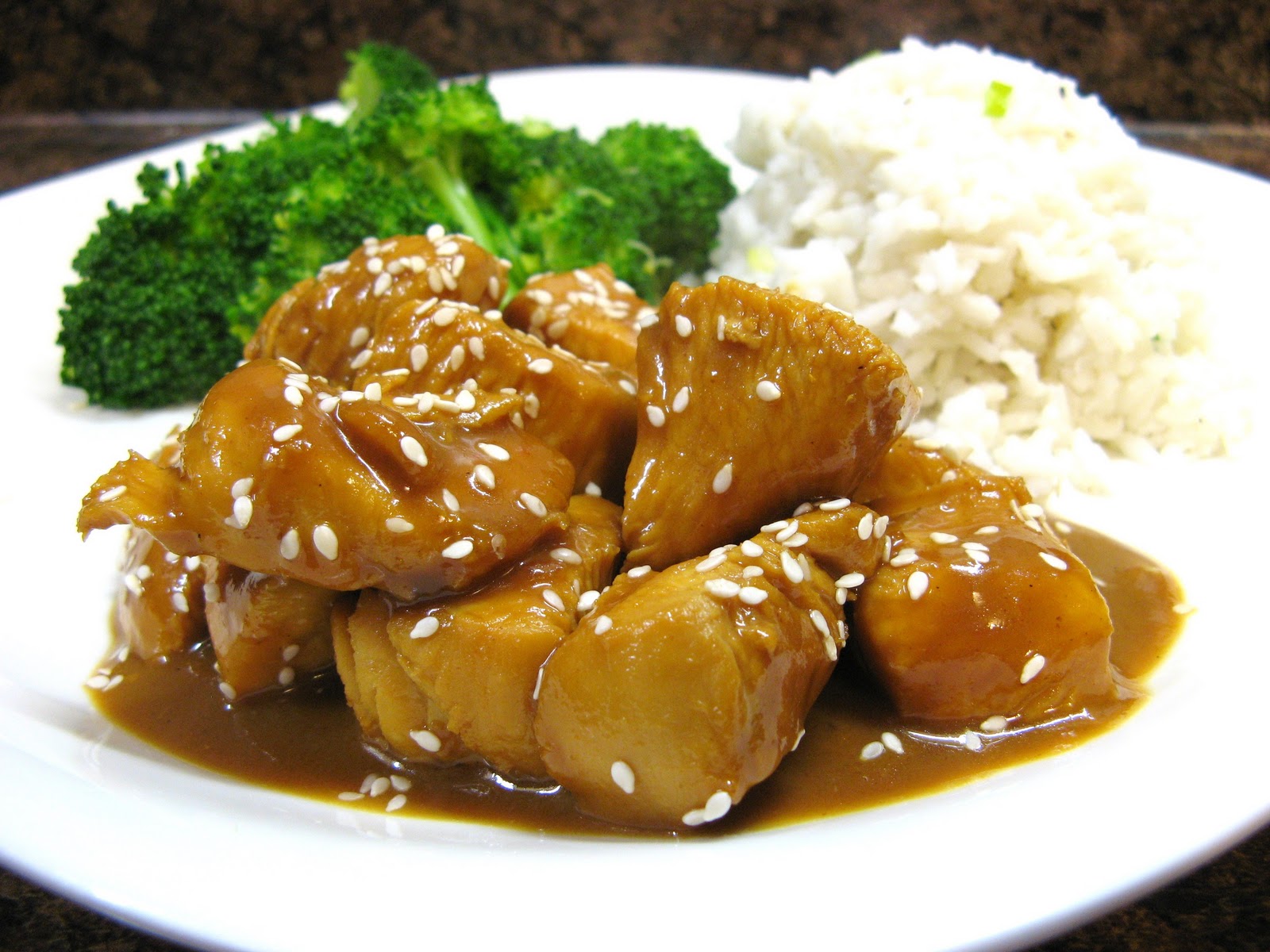 The WellFed Newlyweds Thai Honey Peanut Chicken