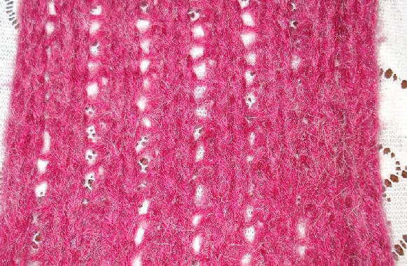 bufanda en telar rosa 2