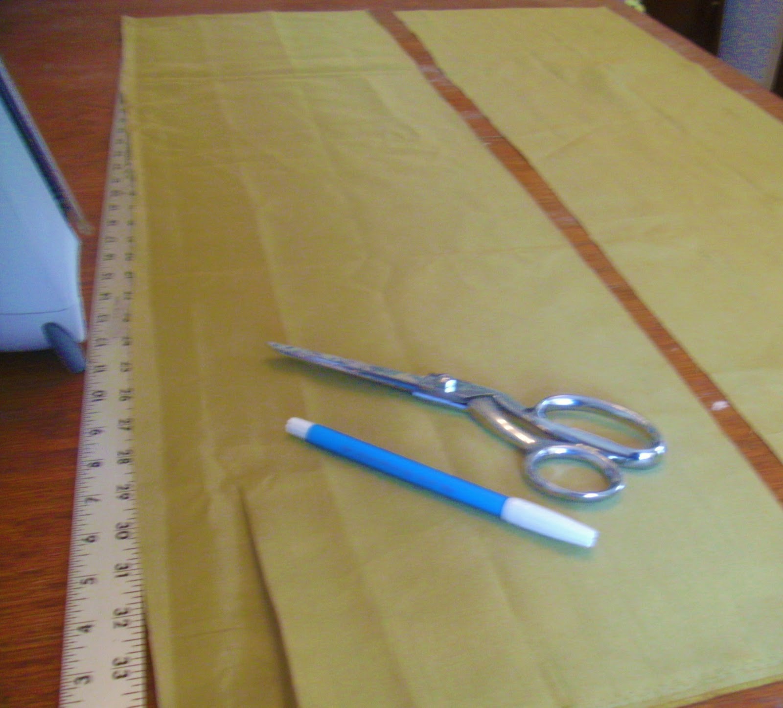 Sew Homegrown DIY SpringTablecloth