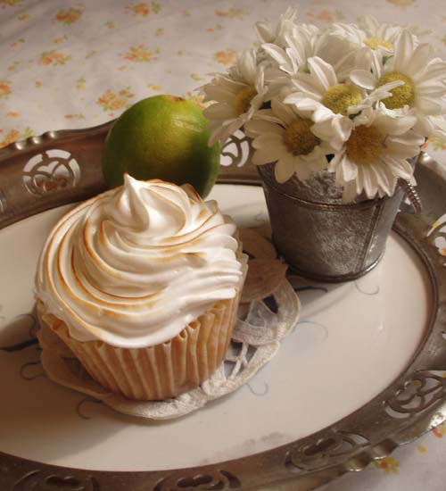 cupcakes rellenos de limón cucpake vainilla relleno de limón