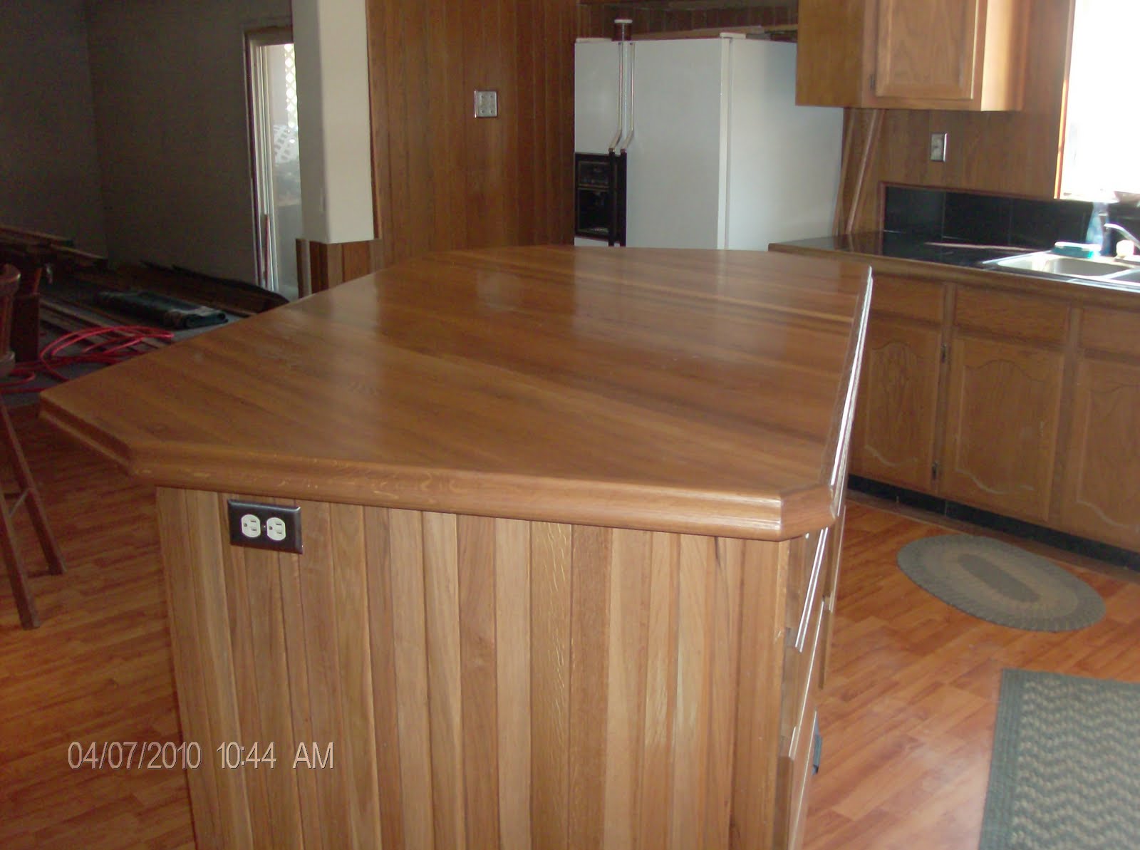 C & C Hardwoods Solid Oak Countertop