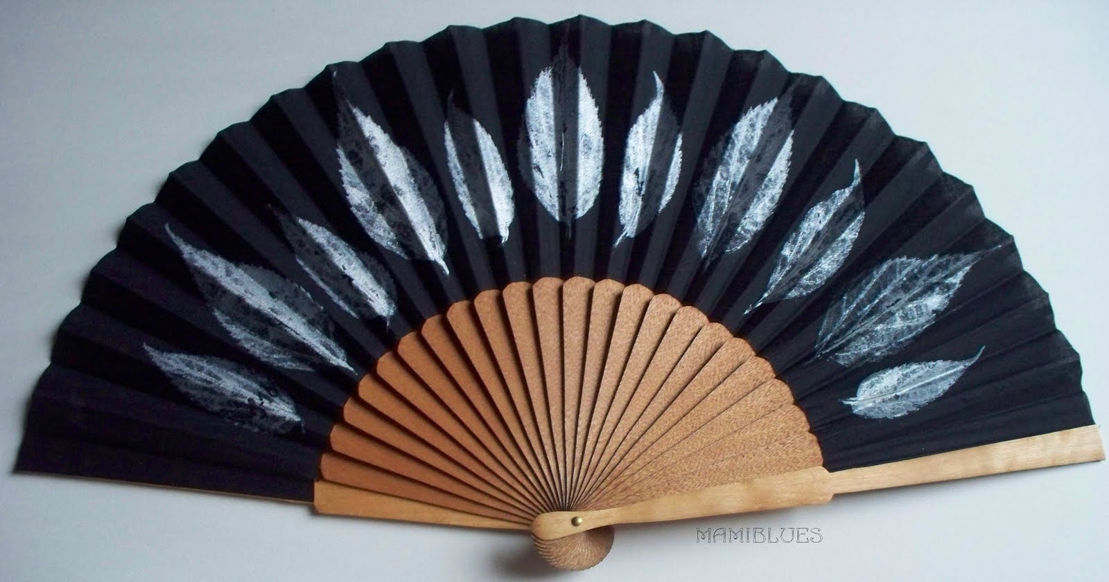 [ABANICO8.jpg]