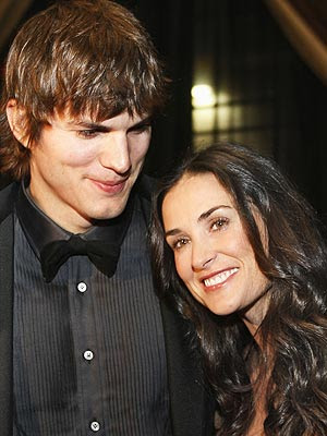 DEMI MOORE  ASHTON KUTCHER