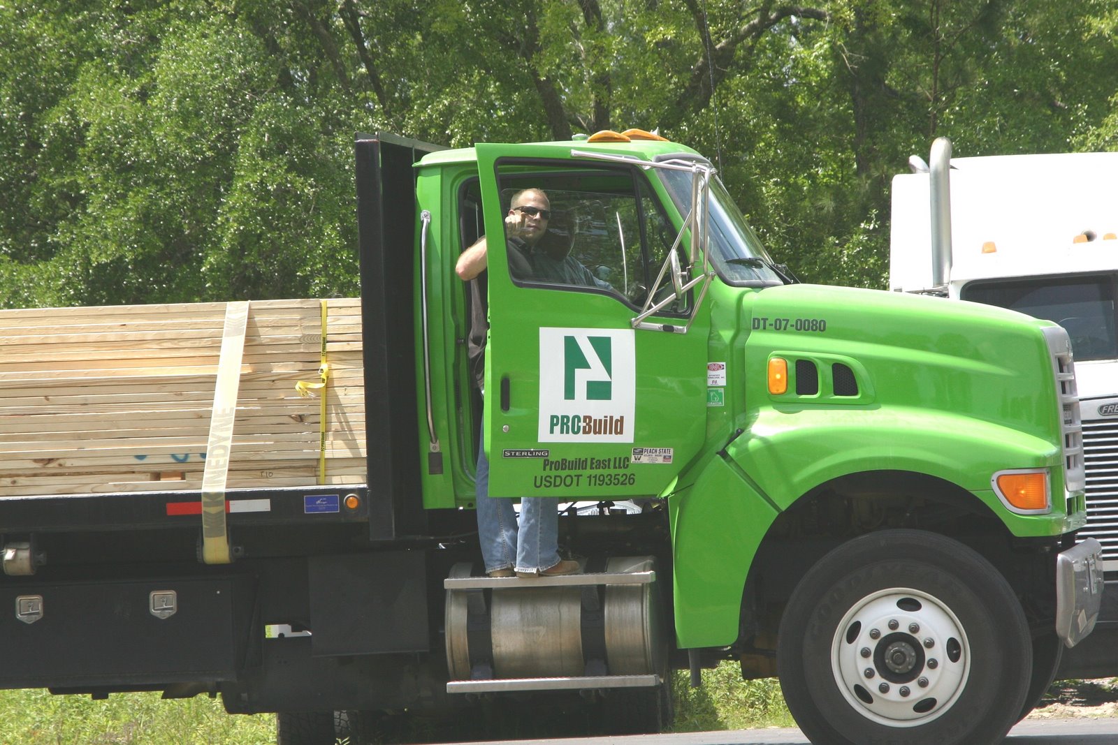 [Habitat+Builders+Blitz+2008+101.jpg]