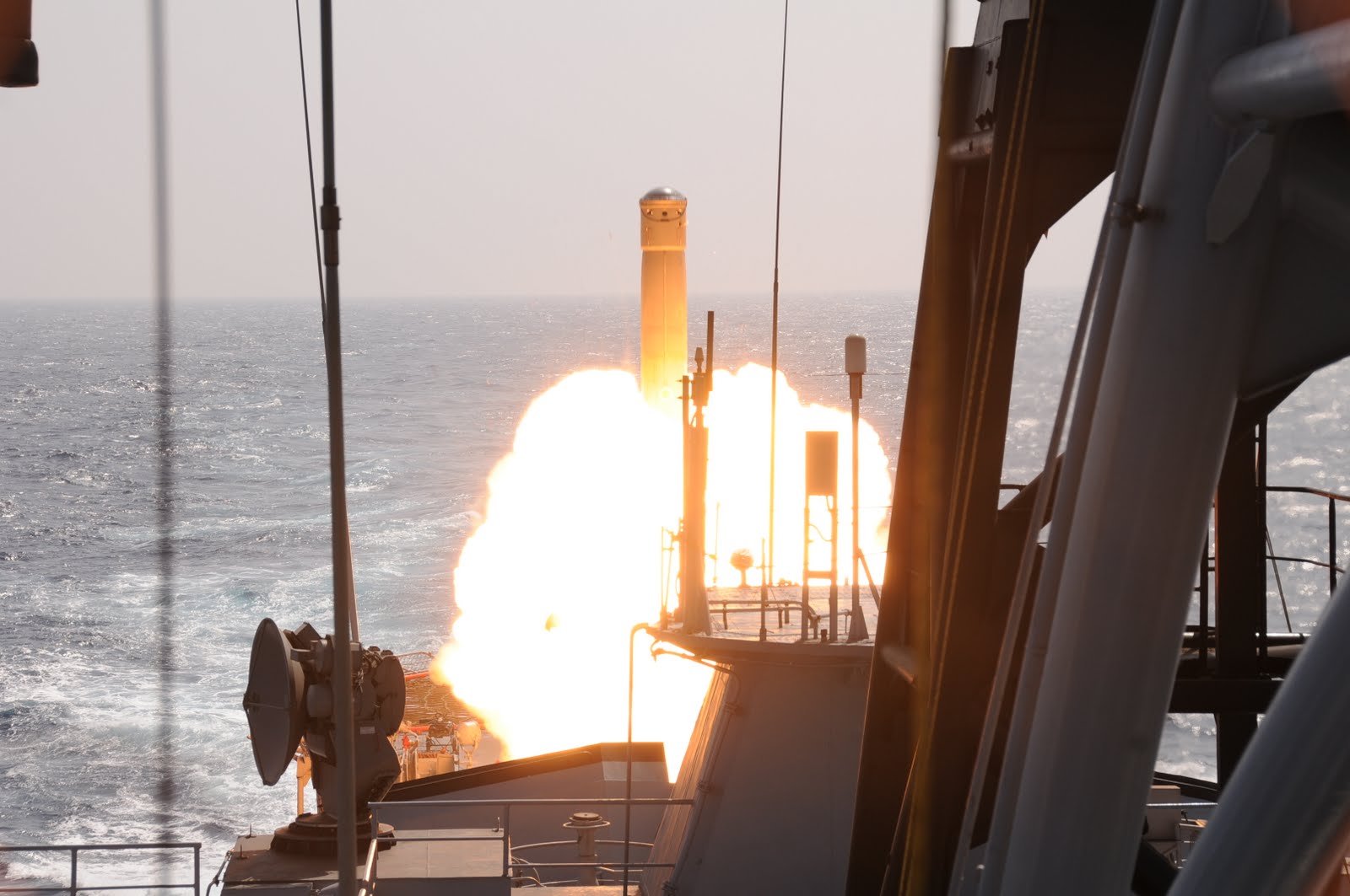 [Brahmos21032010-732931.JPG]