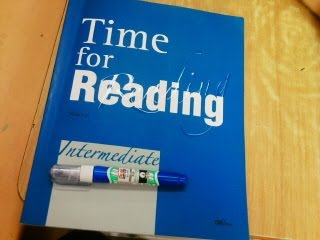 [1257492294_book11.jpg]