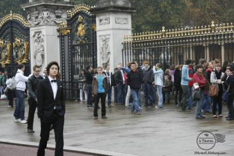 [london2.jpg]